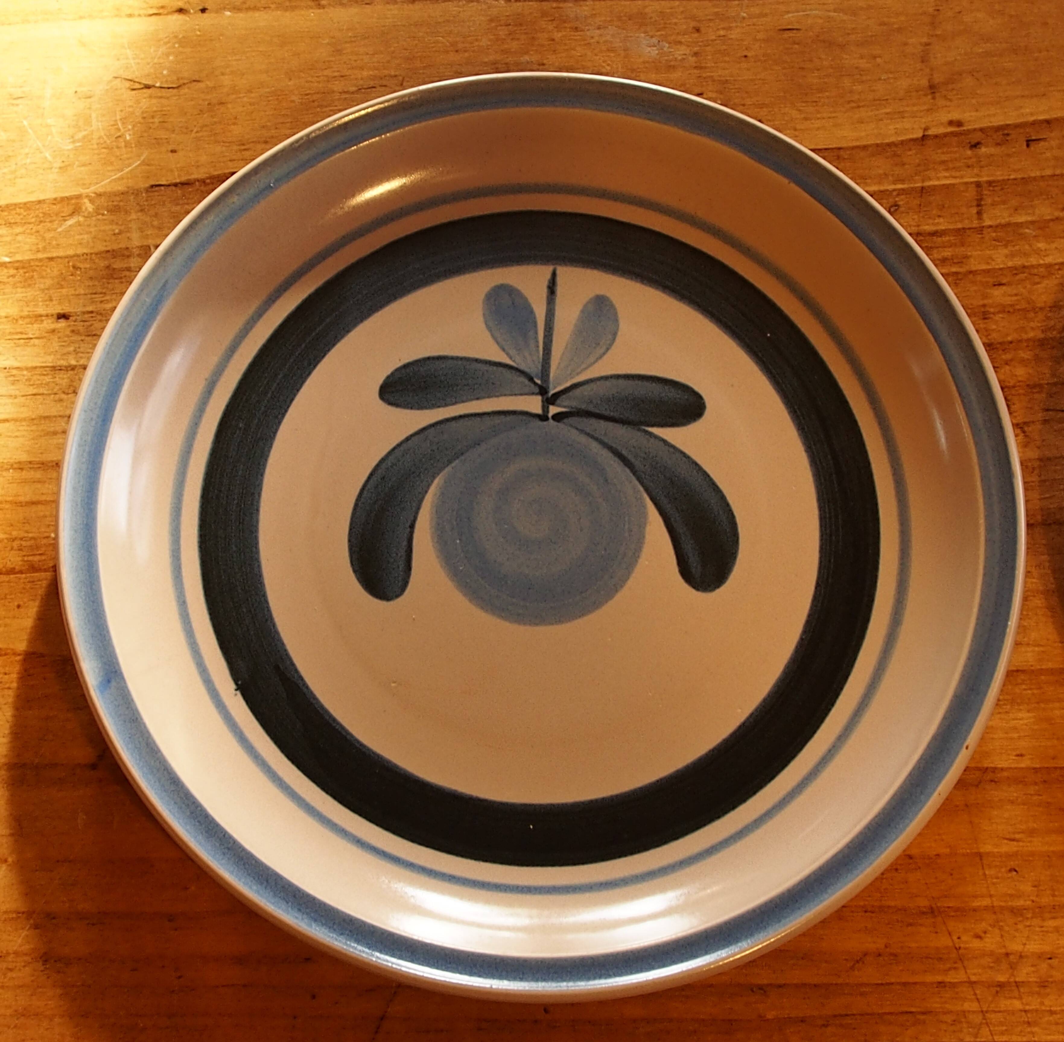 Set of 4 flat plates in Gien earthenware Angona model