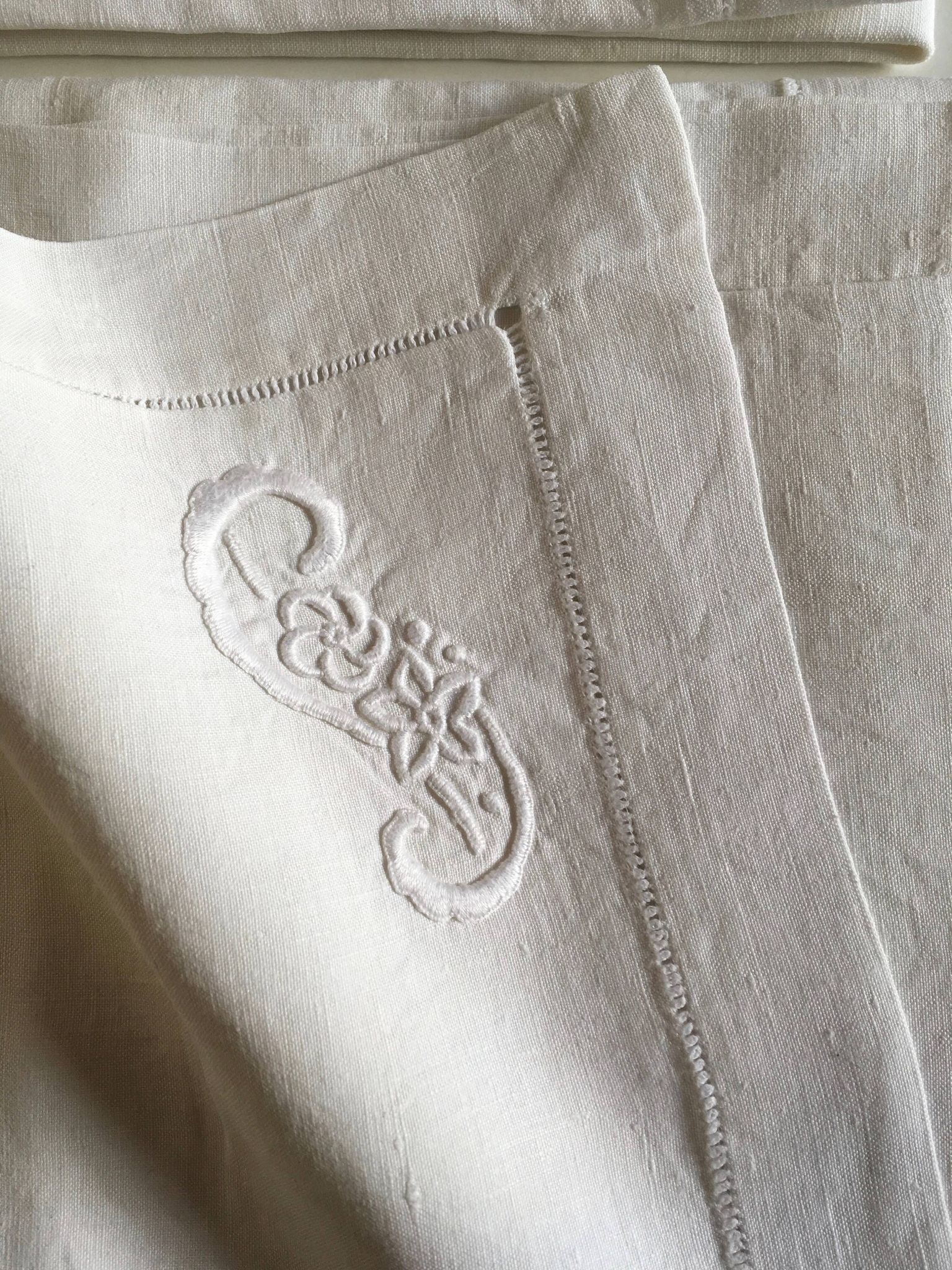 Pair of pillowcases embroidered linen old