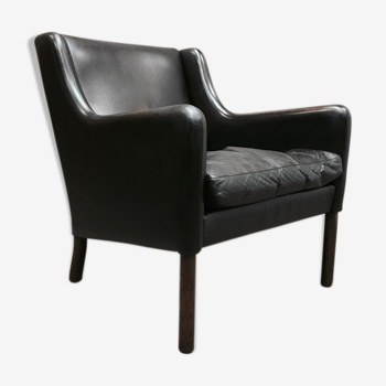 Fauteuil design scandinave cuir noir et palissandre 1950