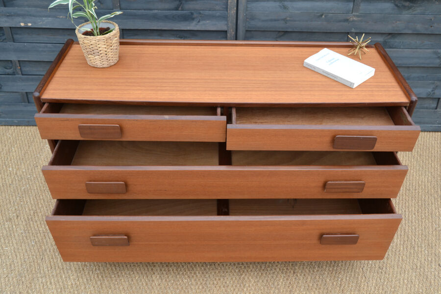 Dresser by White & Newton * 127cm