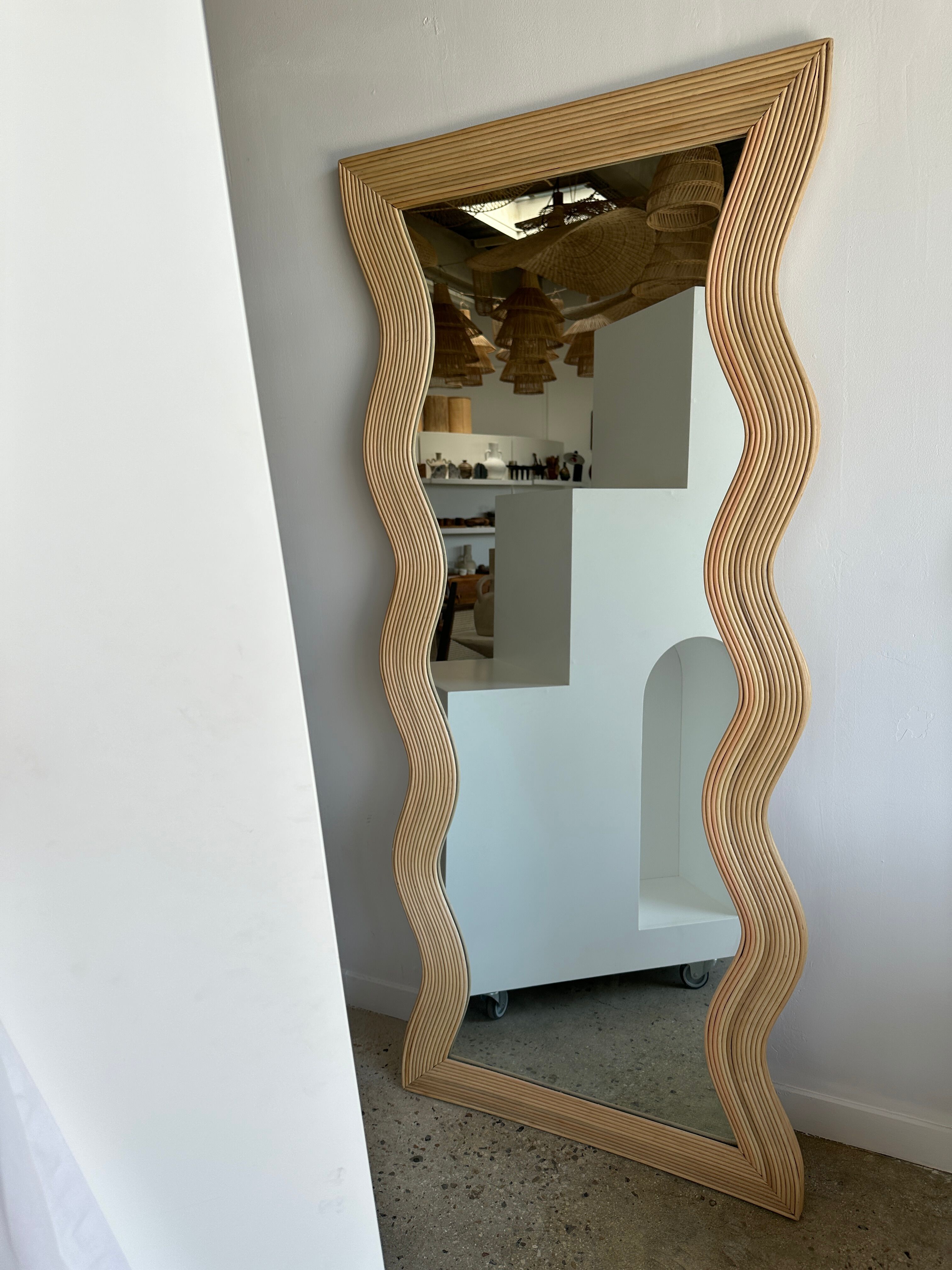 Zigzag rattan foot mirror H:182cm