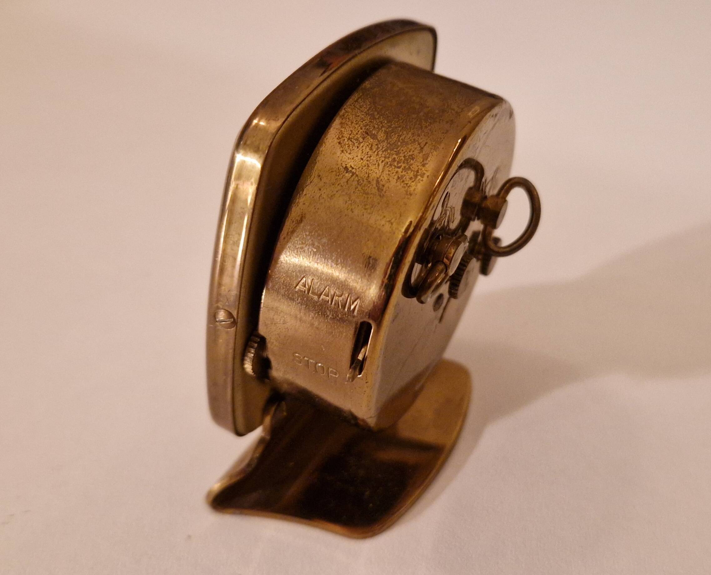 "Famous" alarm clock, automatic calendar model, vintage circa 1950, perfect condition