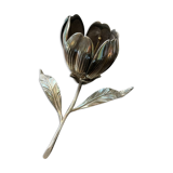 Silver metal flower with cup petal