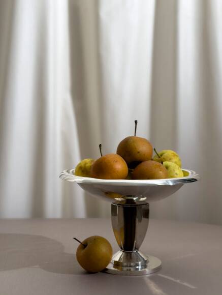 Vintage fruit bowl in silver metal and wood