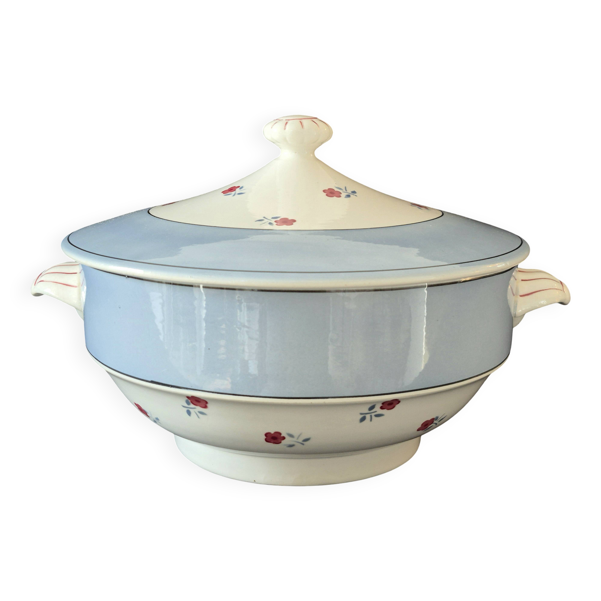 Grand légumier (soupière) en faïence de Digoin Sarreguemines, modèle AIX