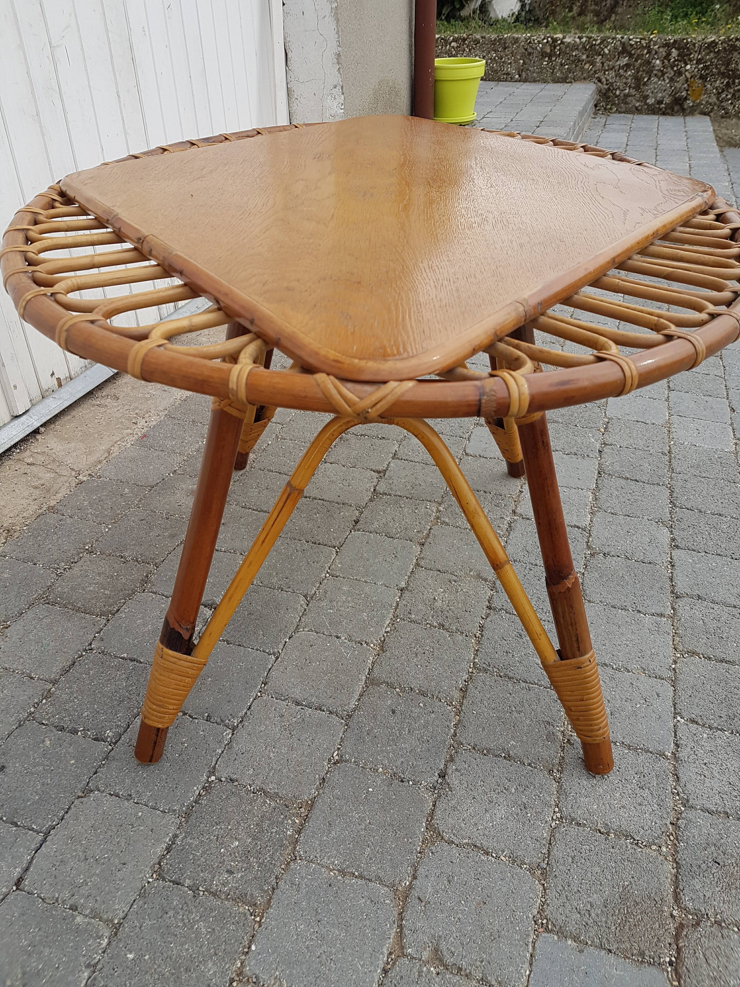Vintage 1950 rattan coffee table