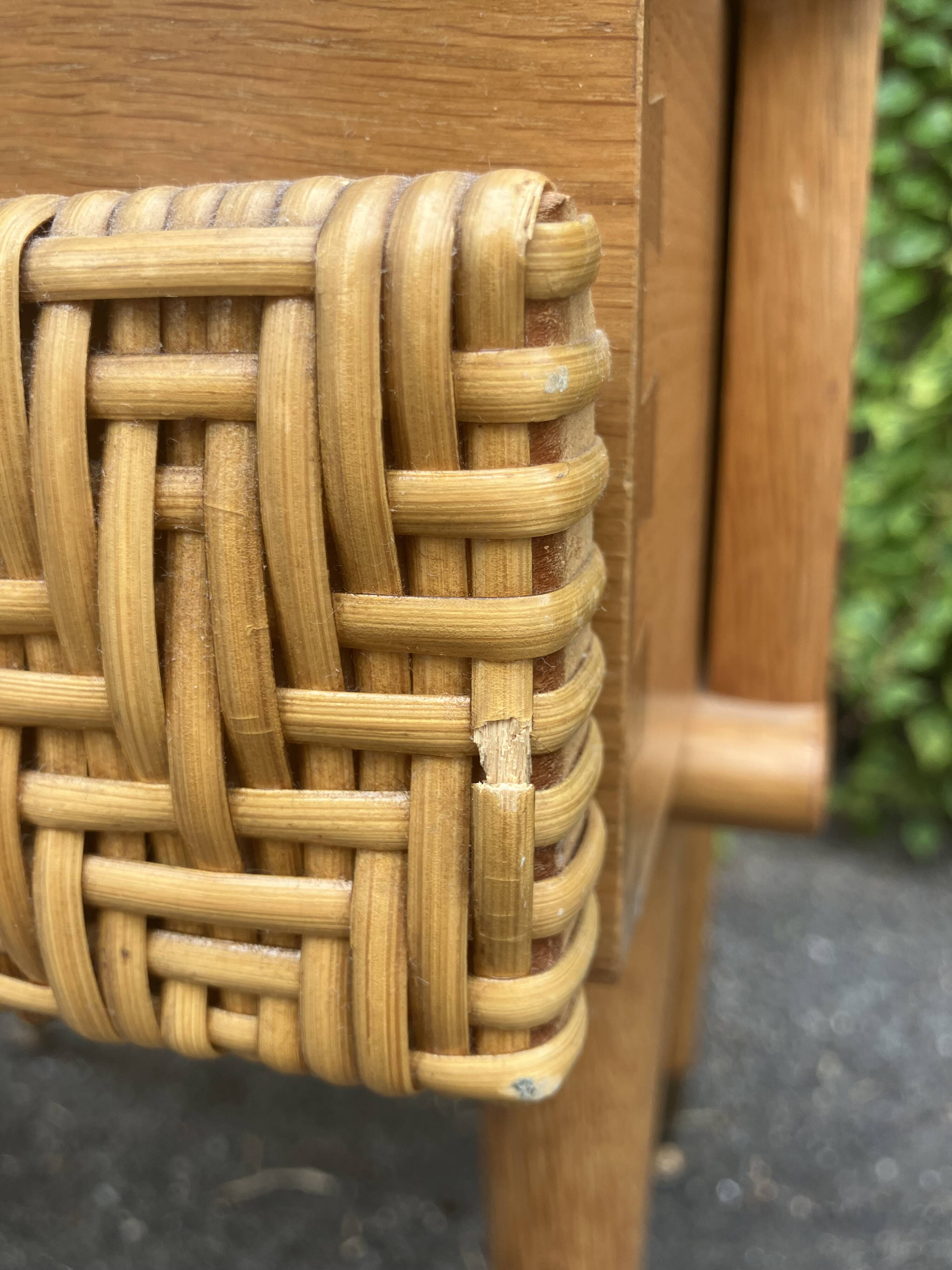 Vintage oak and rattan bed + 2 matching bedside tables – 1950s/60s – invoice