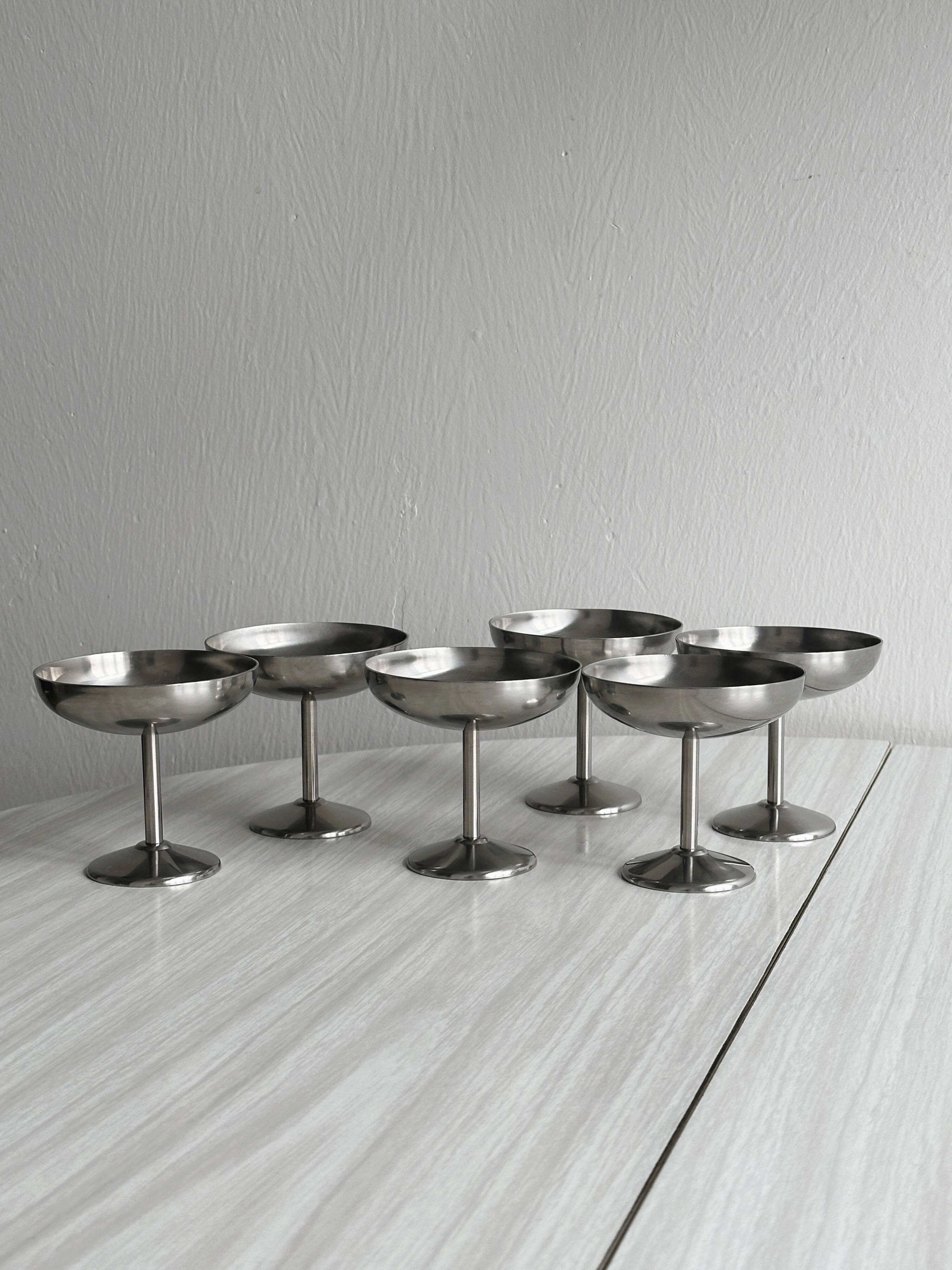 6 coupelles sur pied en inox style Letang Remy