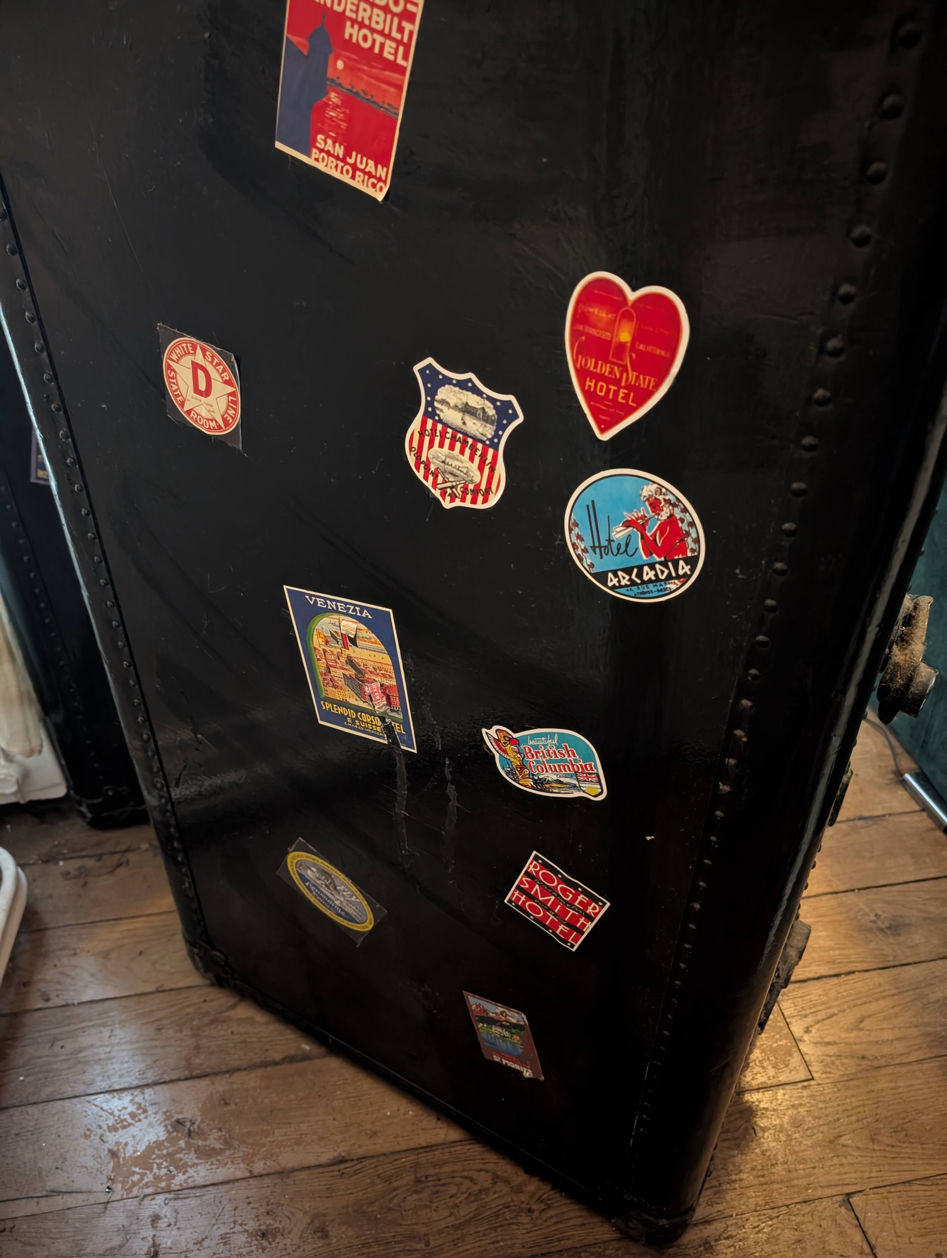 Old suitcase / cabin wardrobe.