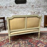 Banquette en bois peint à dossier à la reine de style Louis XVl XlX eme siècle