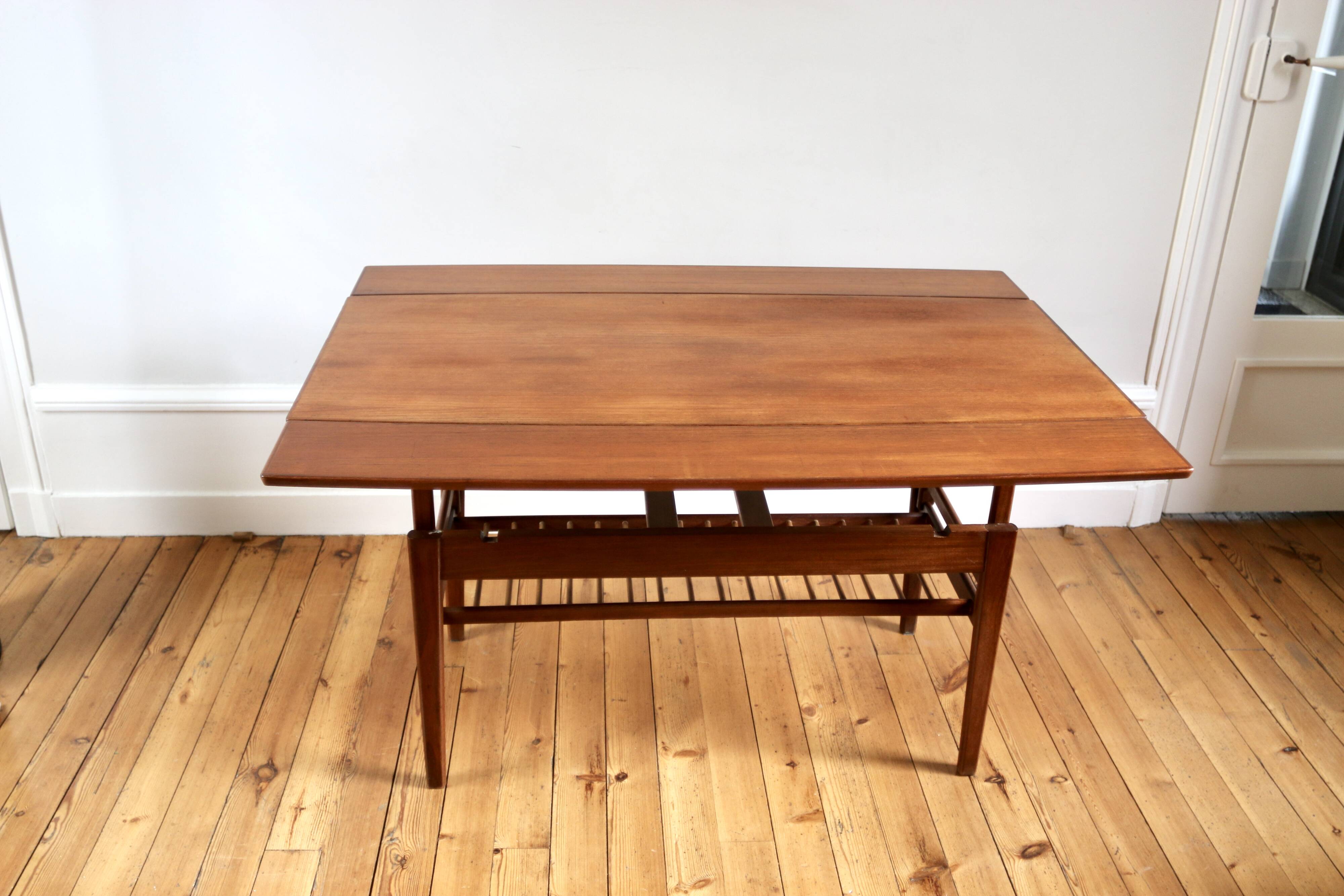 Scandinavian liftable coffee table tea Kai Kristiansen "Elevator"