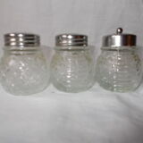 Salt salt shaker
