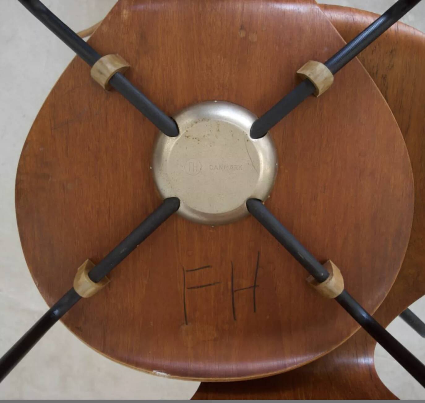 Model 3107 Dining Chairs In Teak By Arne Jacobsen For Fritz Hansen.