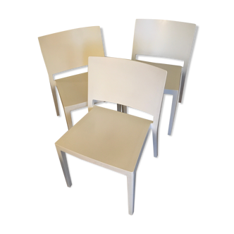 3 Kartell chairs
