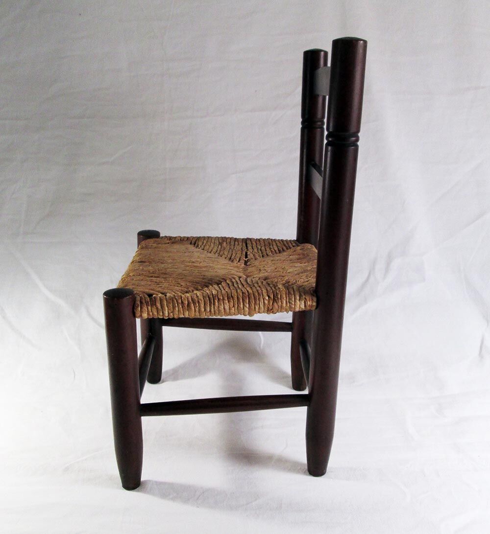 Children's chair in wood and straw