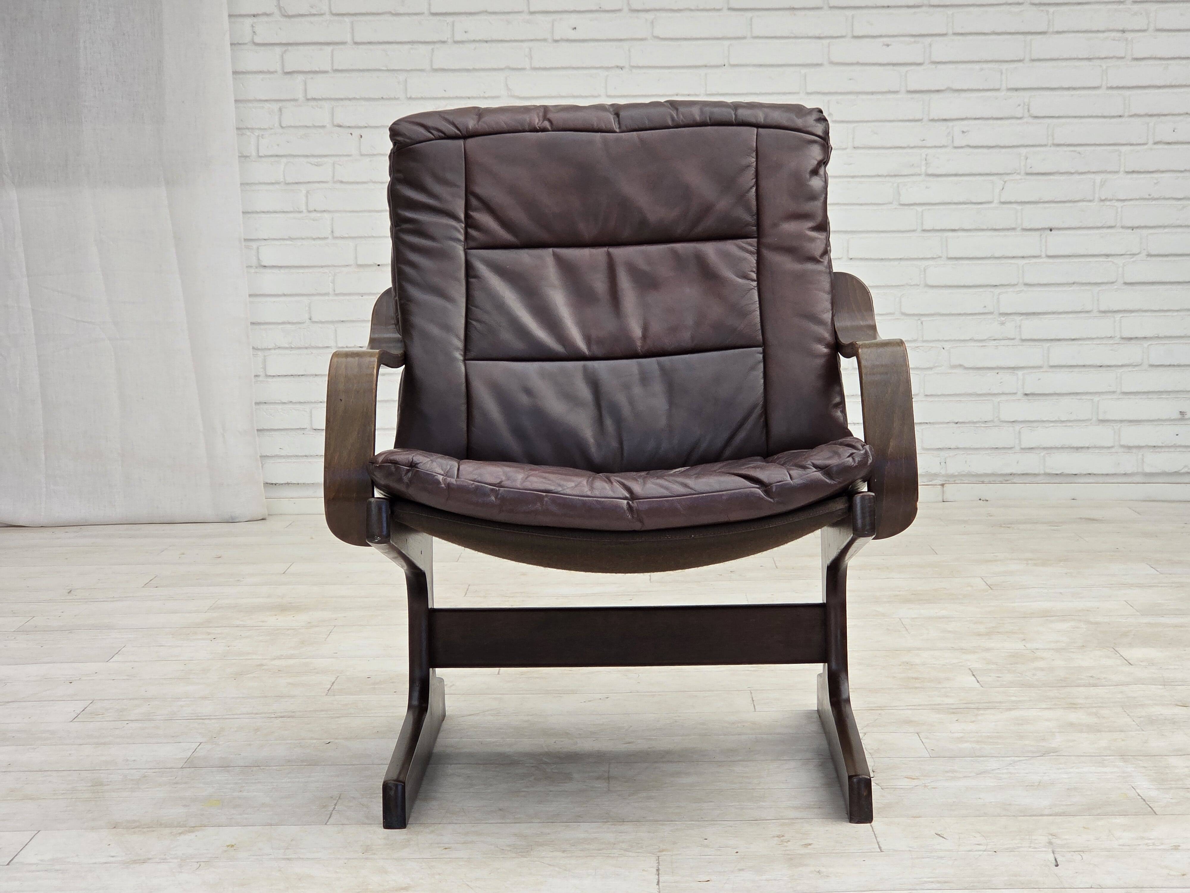 Fauteuil scandinave en cuir marron, années 1970