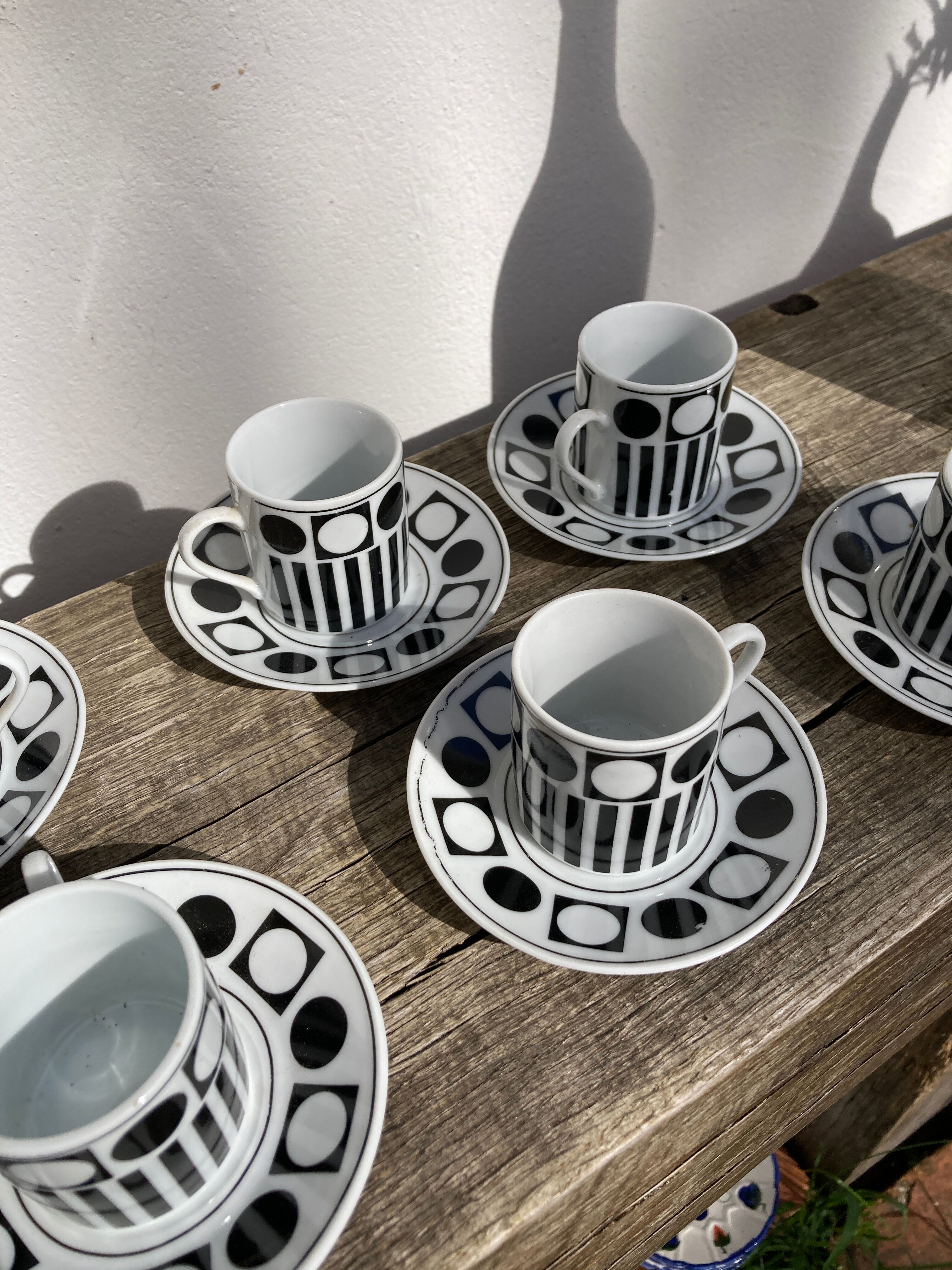 6 Vintage 90s Black and White Coffee Cups Geometric Patterns