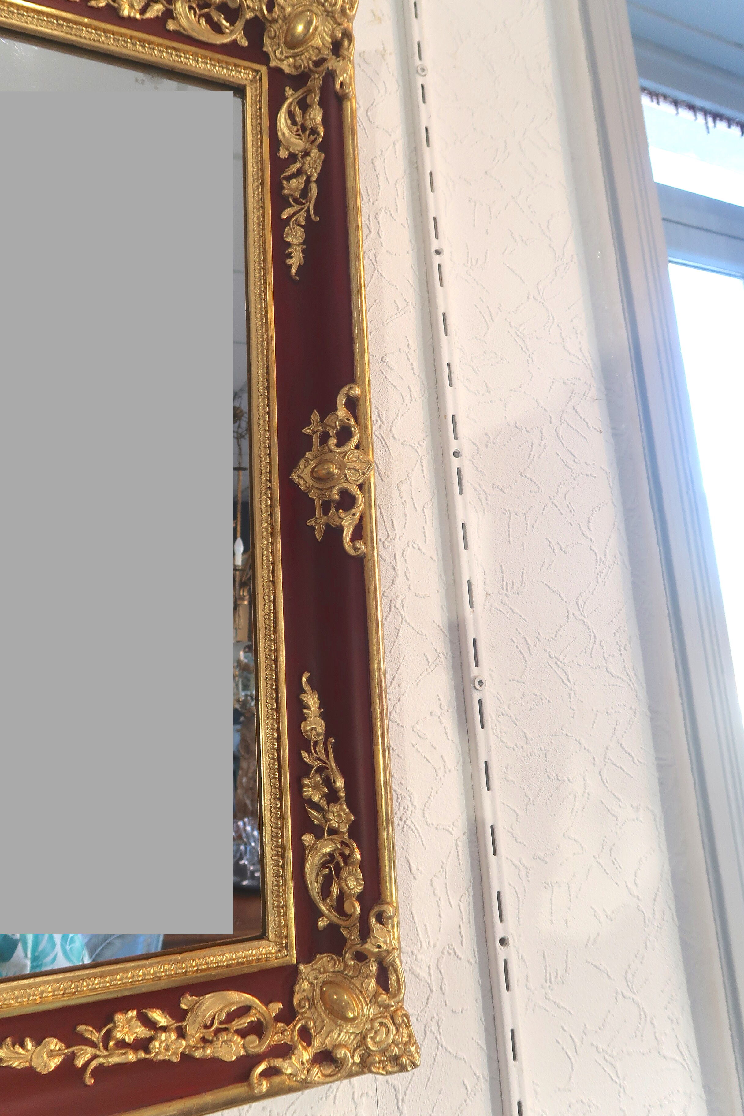 Miroir doré et laqué 81x75cm