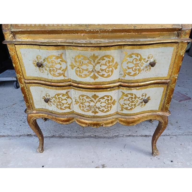 Chest of drawers with 2 drawers, secretary in gilded wood.