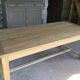 Ancienne table de ferme rénovée