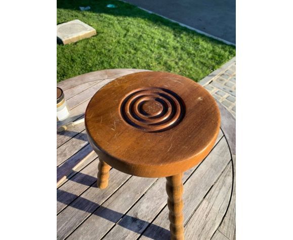 Tripod stool