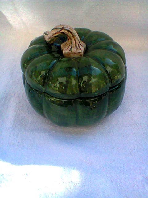 Earthenware ceramics trinket bowl