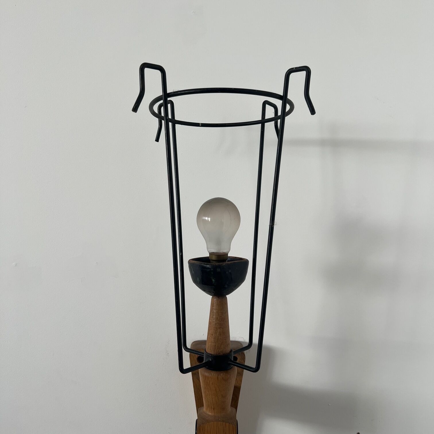 Guillerme et Chambron oak single wall light
