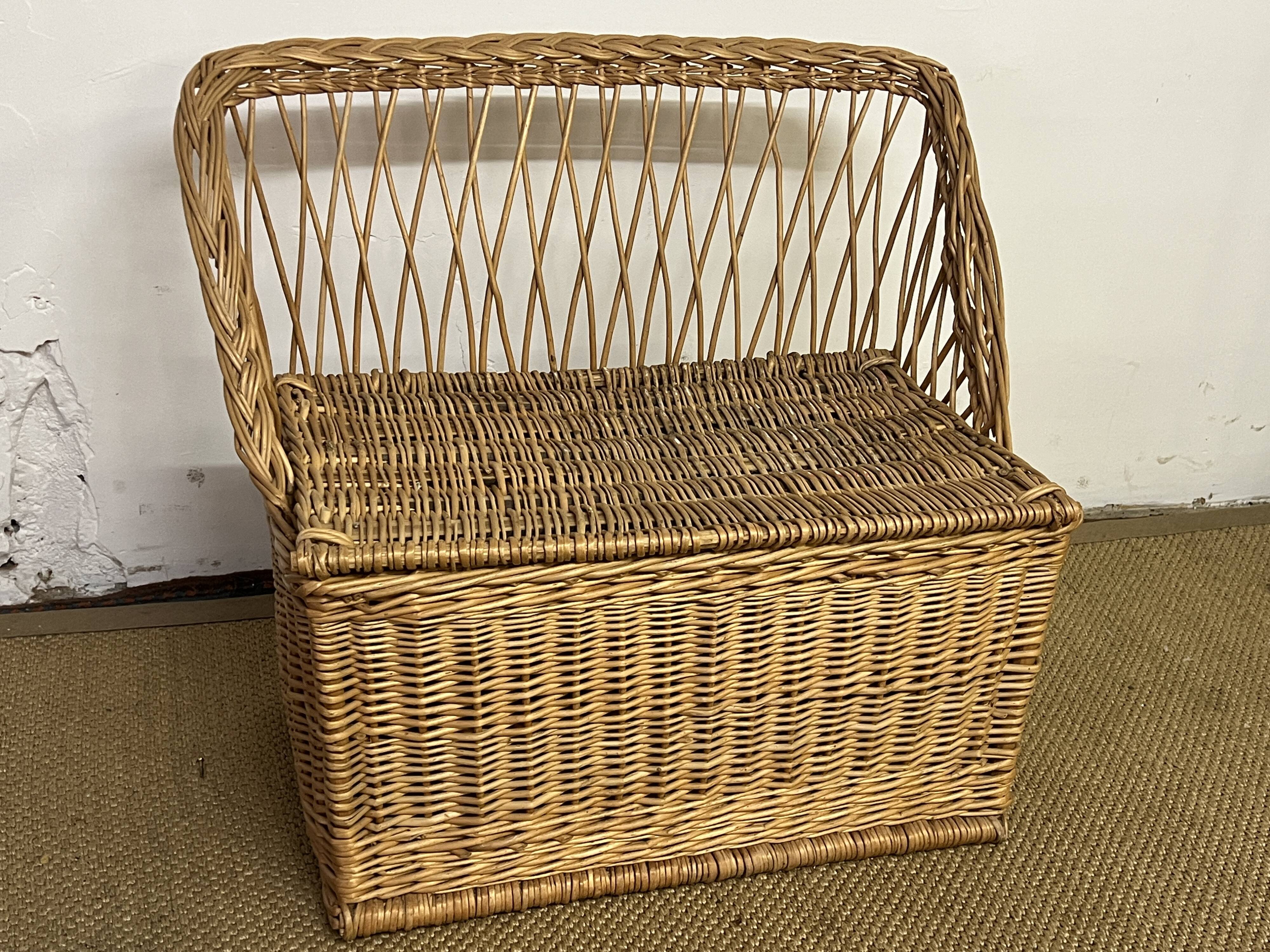 Banquette coffre en rotin vintage