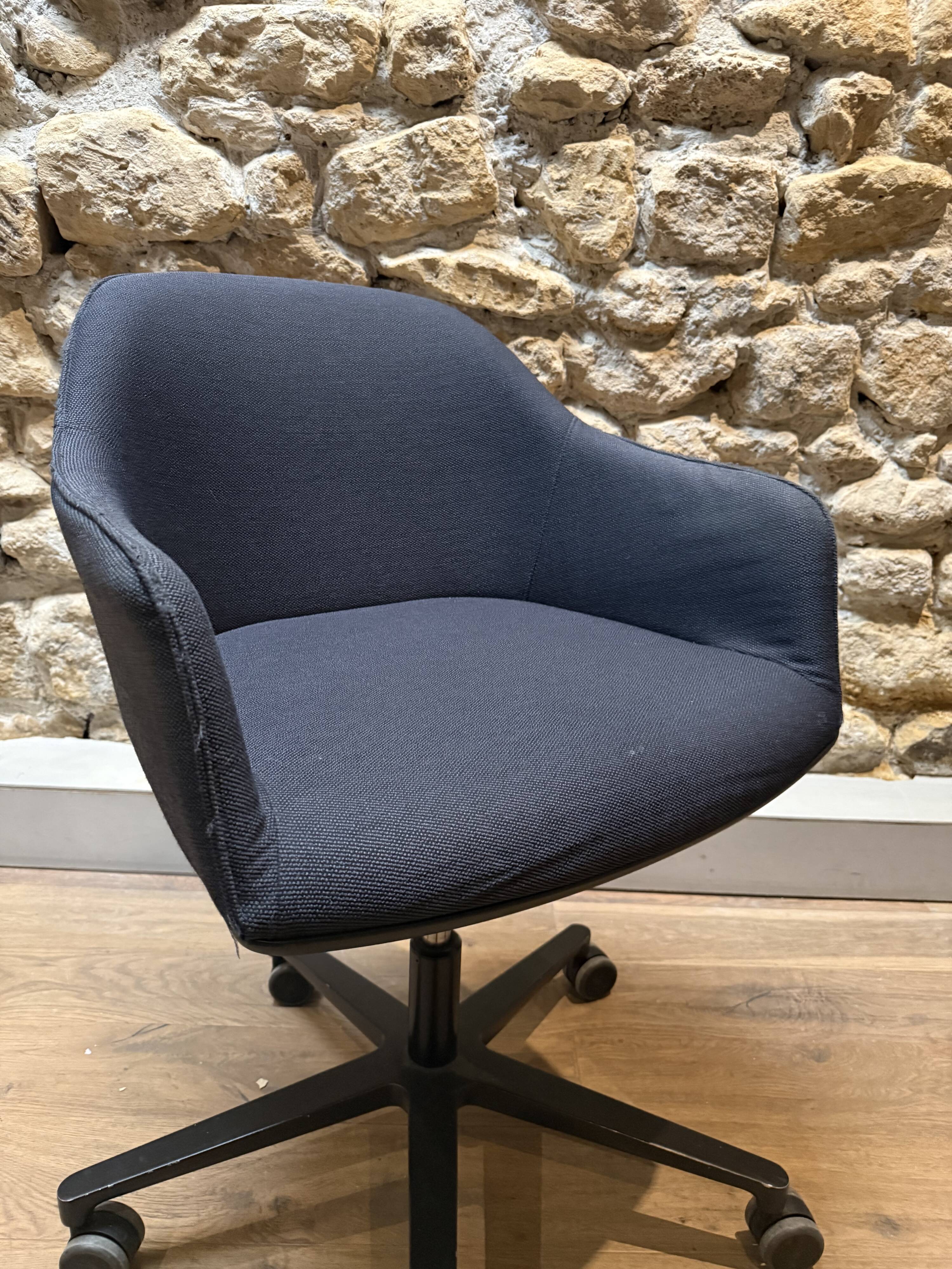 Softshell office chair Ronan & Erwan Bouroullec