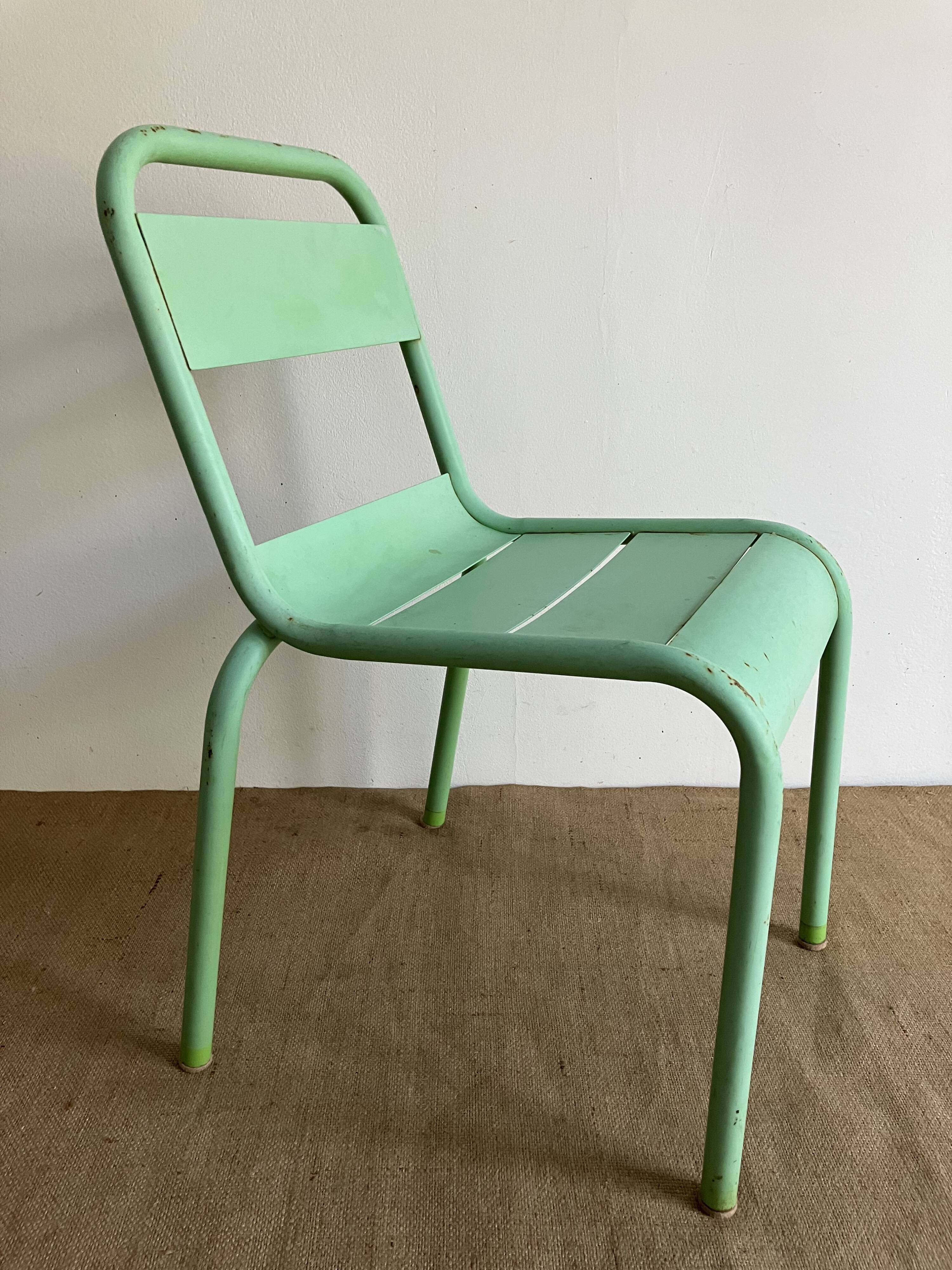 Children's chair for the bedroom or garden