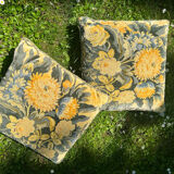 Set of vintage cushions