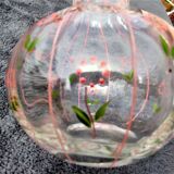 Vase en verre transparent avec filigrane rose et fleurs émaillées