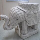 Rattan side table elephant