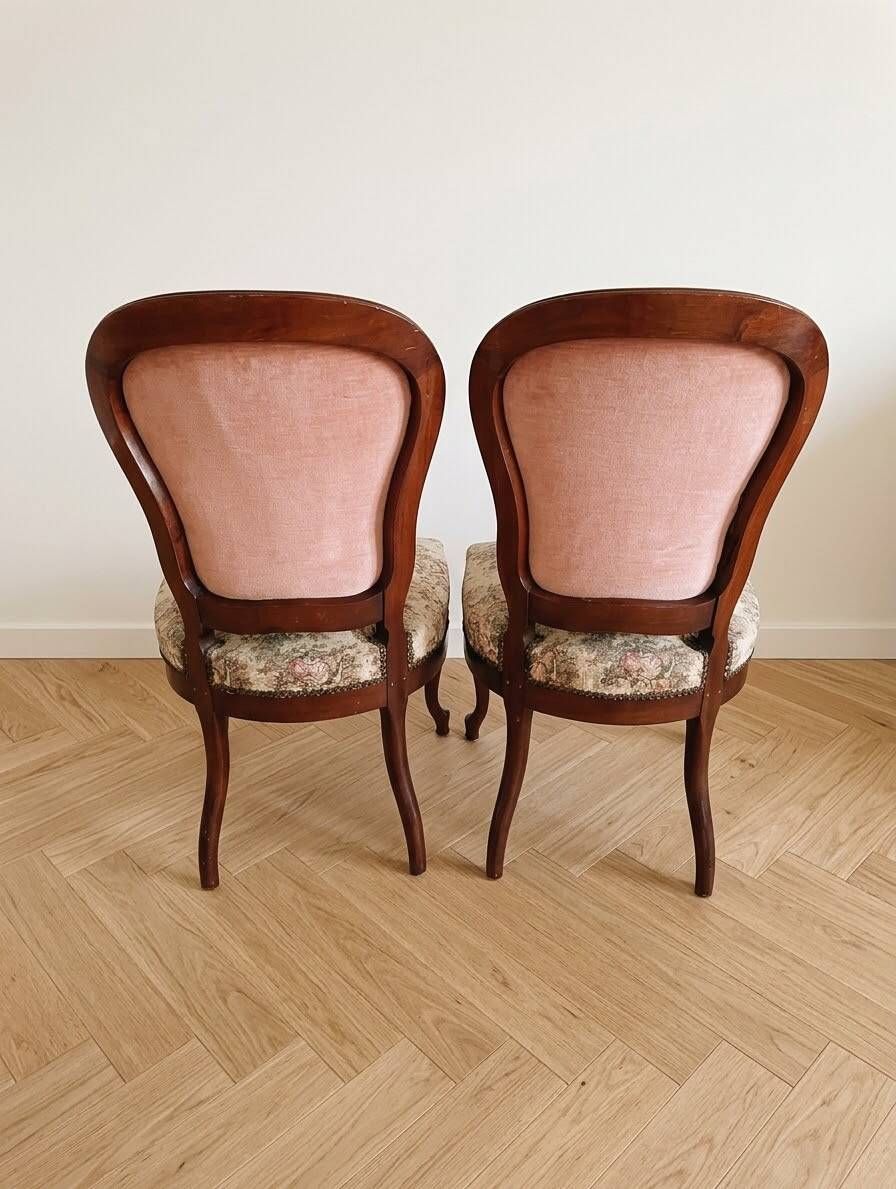 Set of 2 Louis XV chairs in wood and floral fabric.