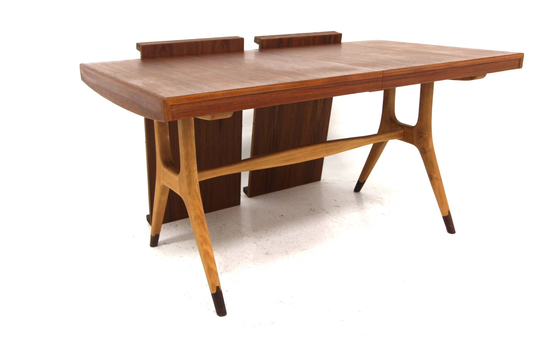 Scandinavian teak dining table, "Napoli", David Rosen, Sweden, 1950.