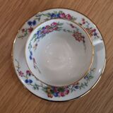 Coffee and tea service in Limoges porcelain with anemone flower pattern and gilding.