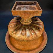 Old Cast Iron Planter – Medici Basin on Stand – 27 cm – 5.5 kg