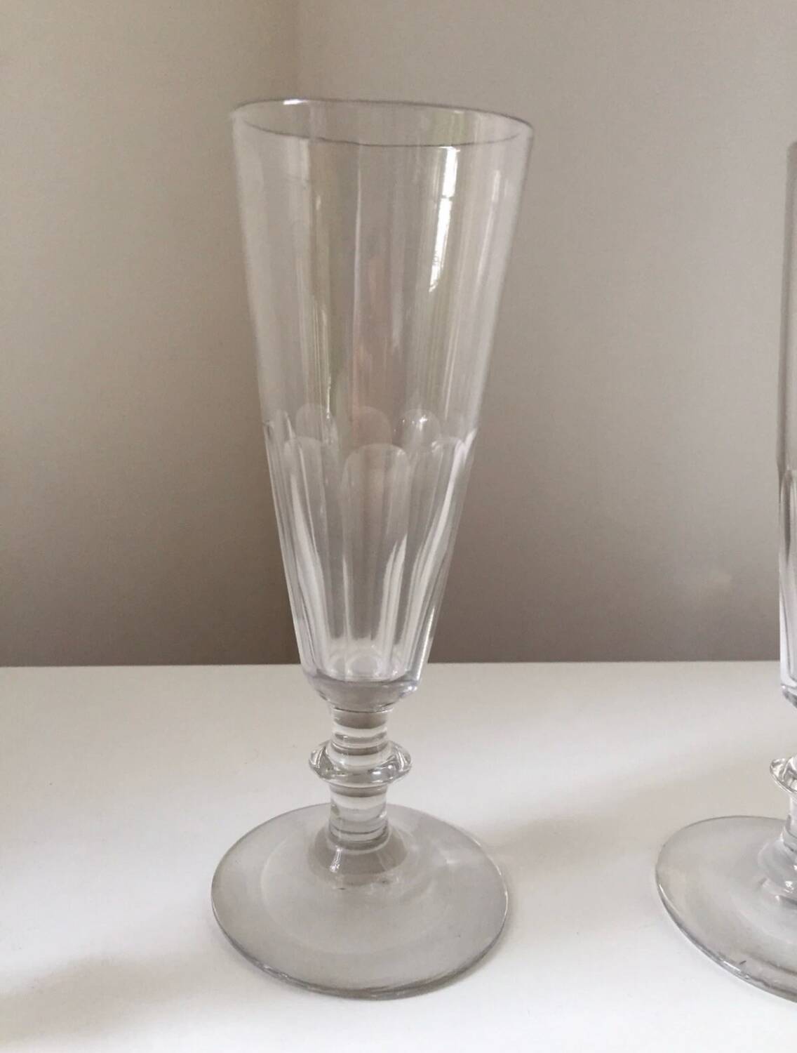 Set of 5 antique Baccarat Saint Louis crystal flutes? 19th century