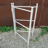 Wooden towel rack