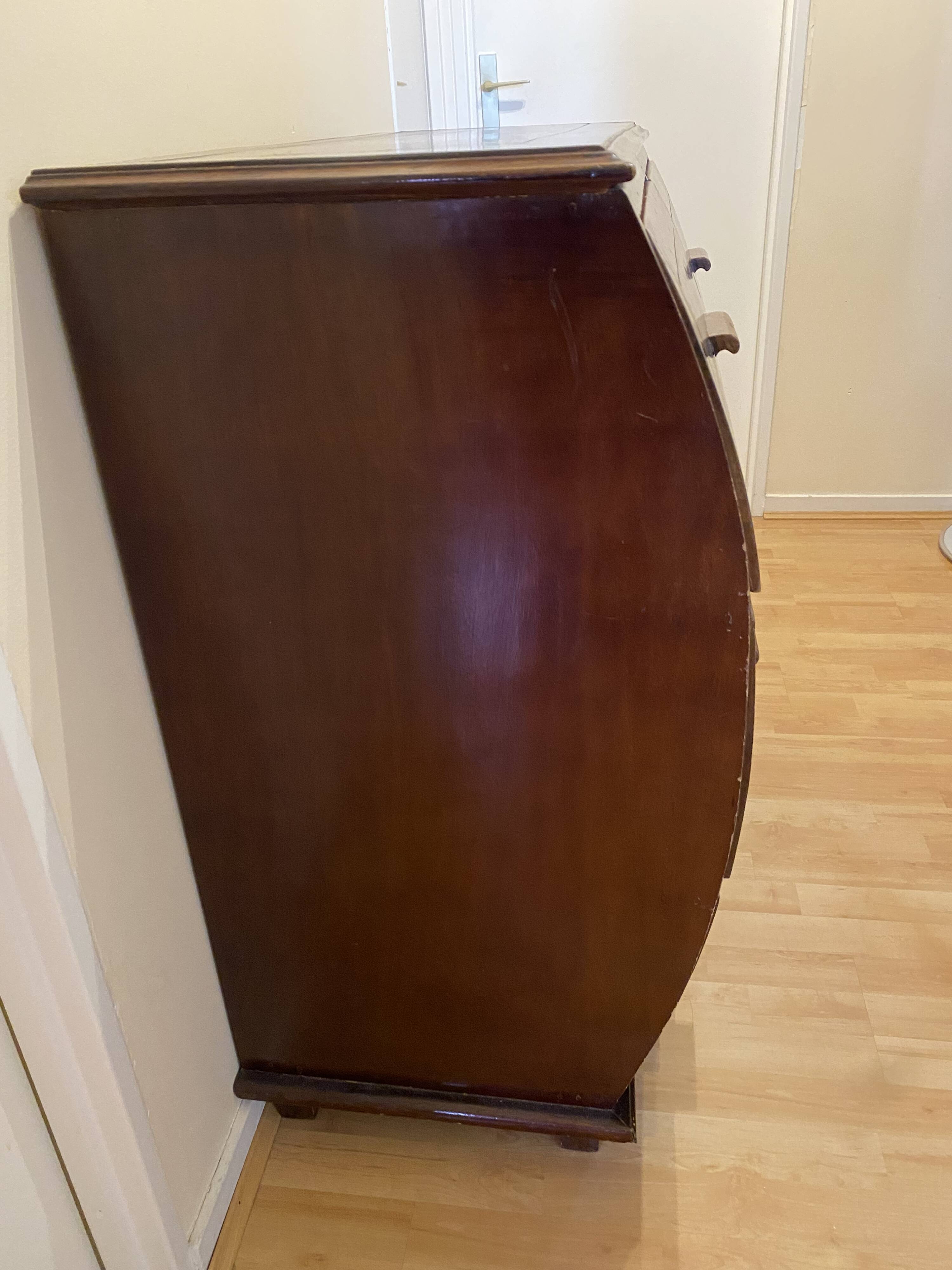 Commode en bois d'Asie