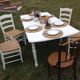 Ensemble table de ferme  blanche et quatre chaises