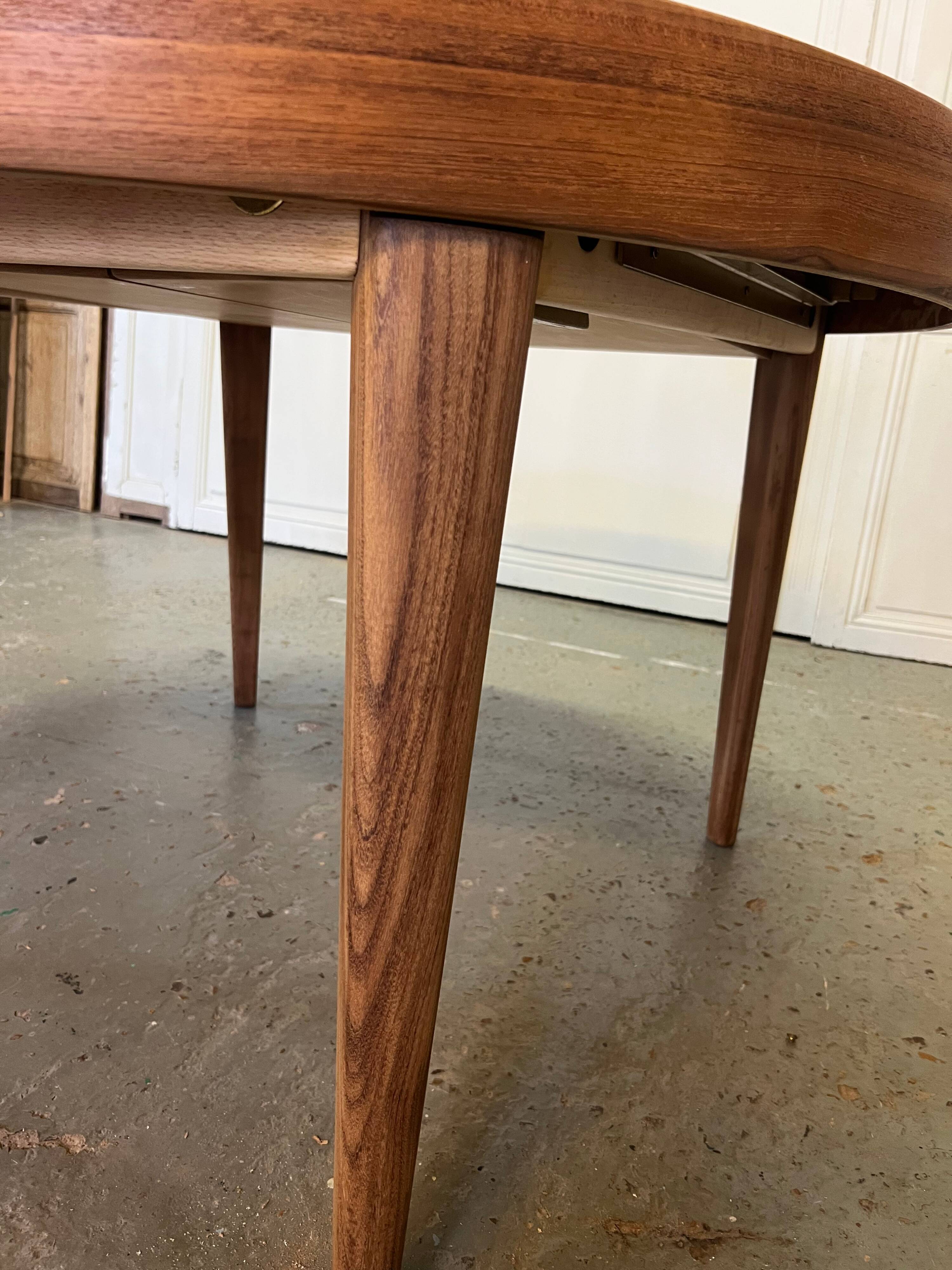 1970s Scandinavian table