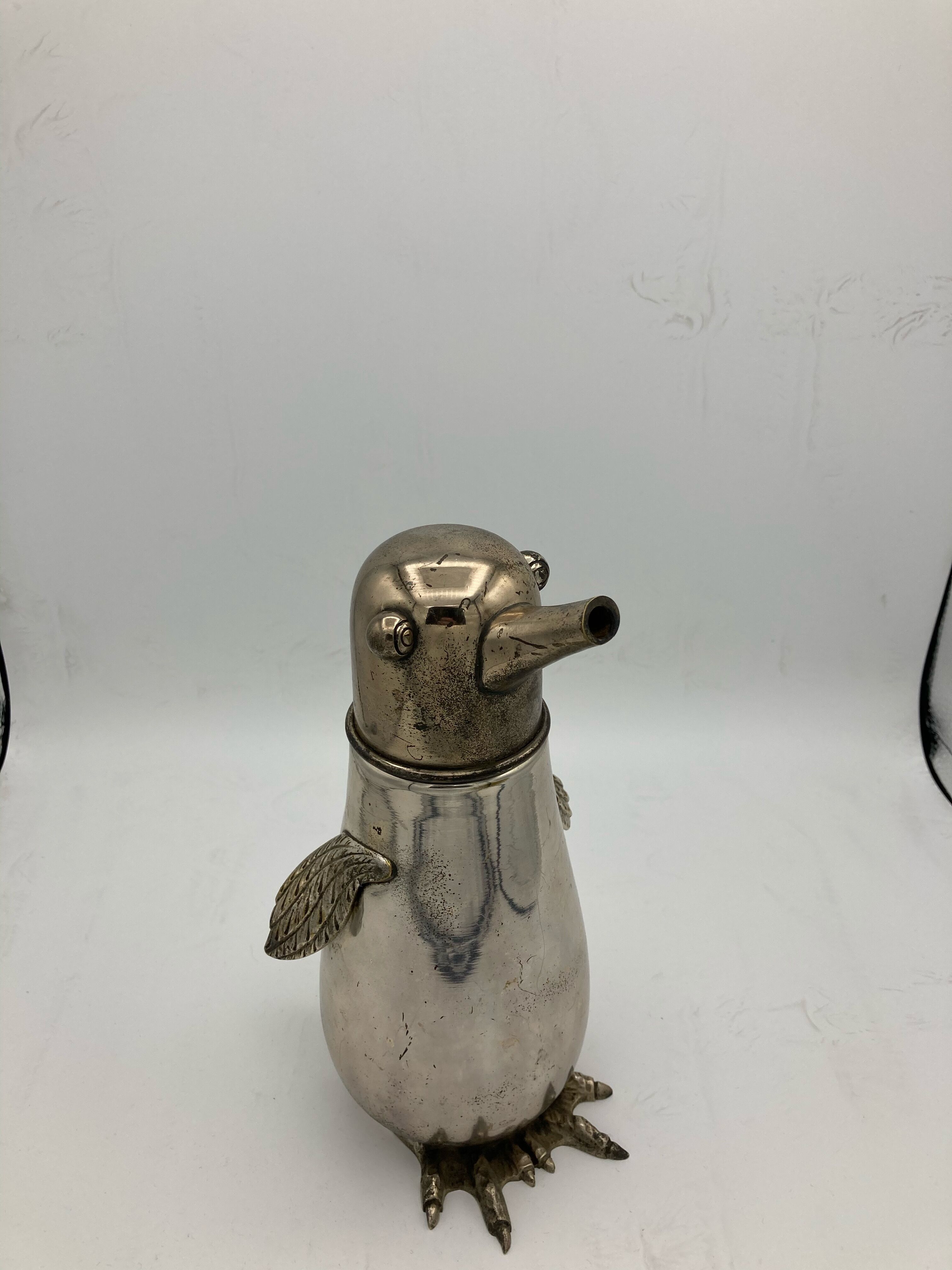 Vintage shaker penguin