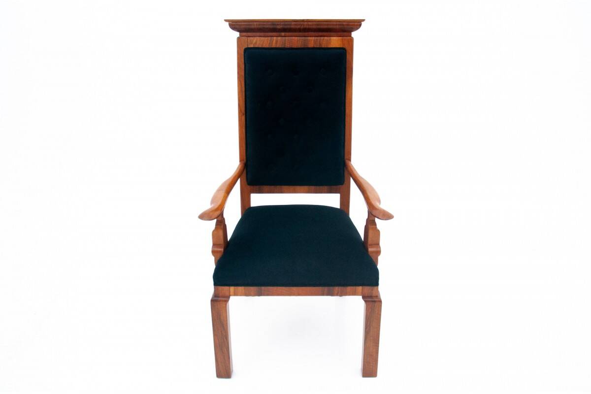 Armchair - throne, Western Europe, early 20th century. After renovation.
