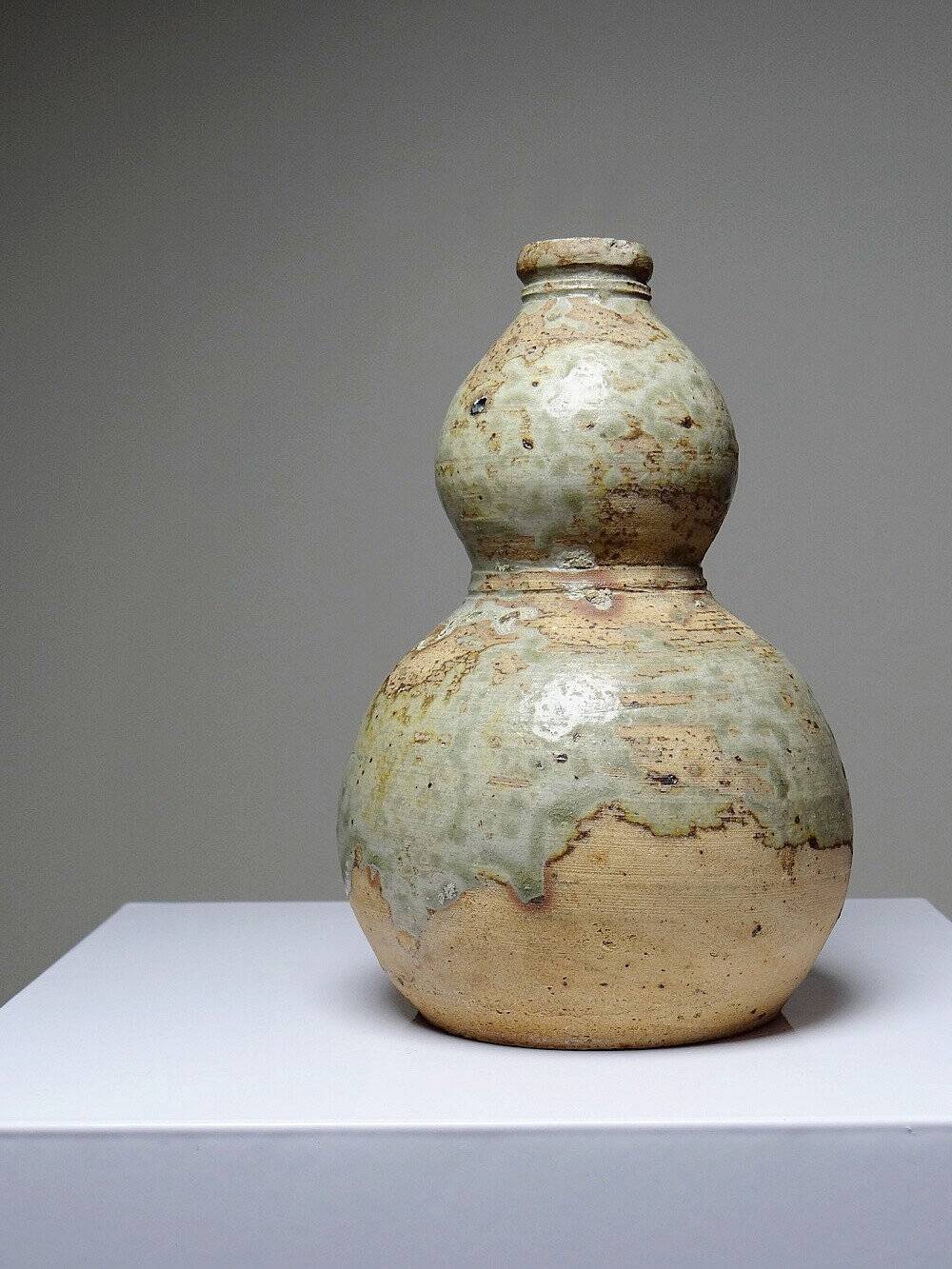 Small double sake ceramic flask from Iga, vintage/antique collection.