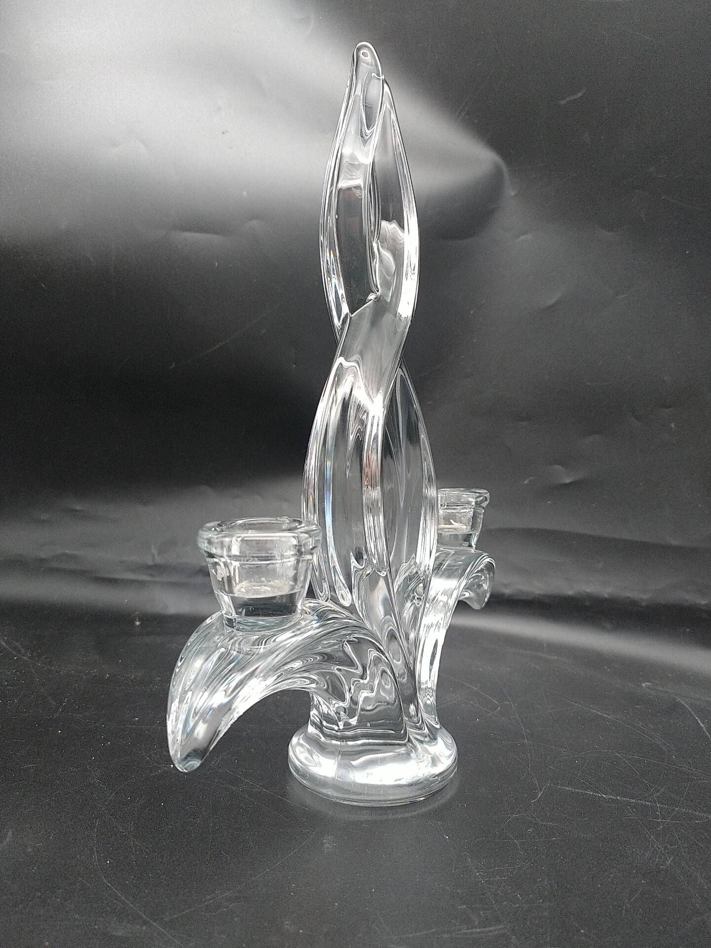 4 crystal lily candle holders from Vannes le Châtel.