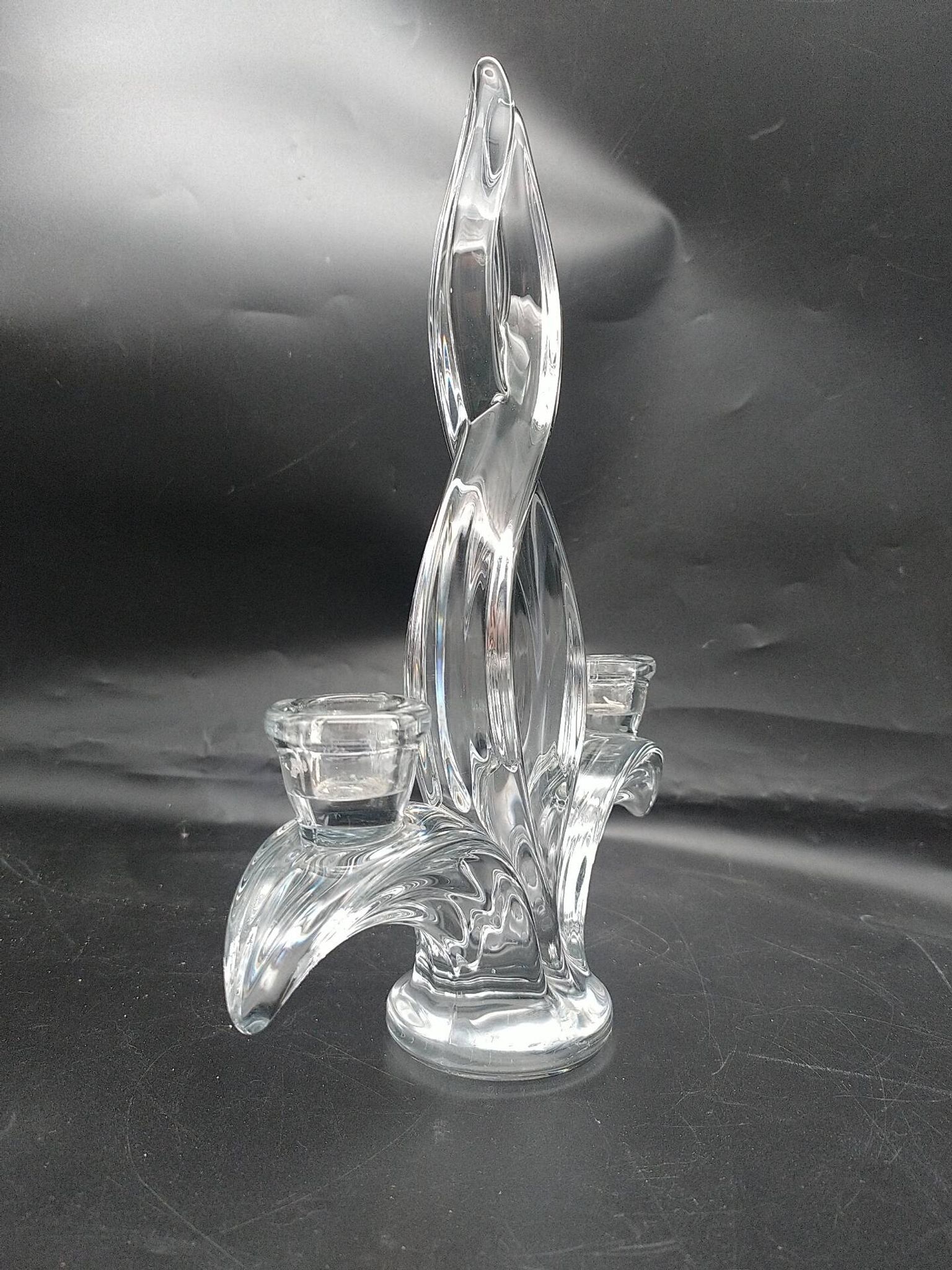 4 Bougeoirs lys en cristal de Vannes le Châtel .