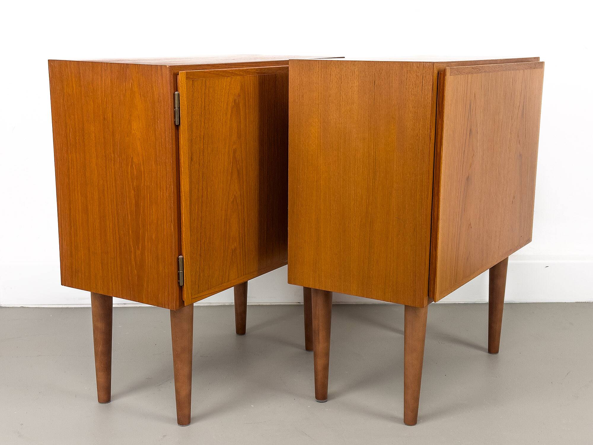 Set of 2 Danish Teak Nightstands from Omann Jun, 1960s