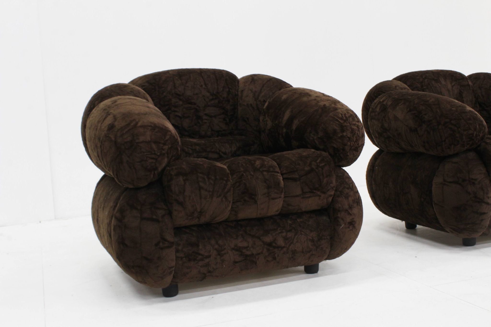 Vintage Italian armchairs brown velvet  1970s , set of 2