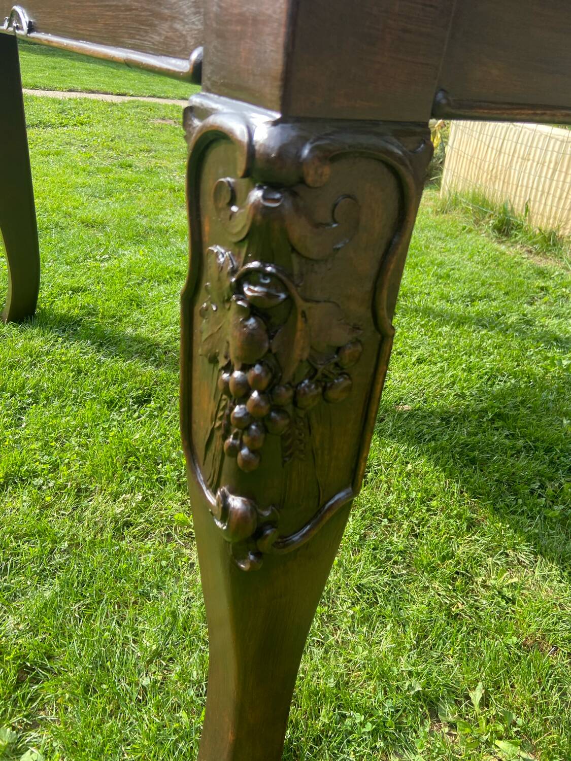 Dining table and 6 Art Deco chairs